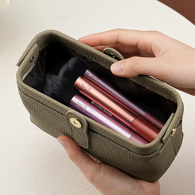 Gravür Harfler Sığır Derisi Lü - Luxury Skincare Accessories incelemesi ve fiyatı